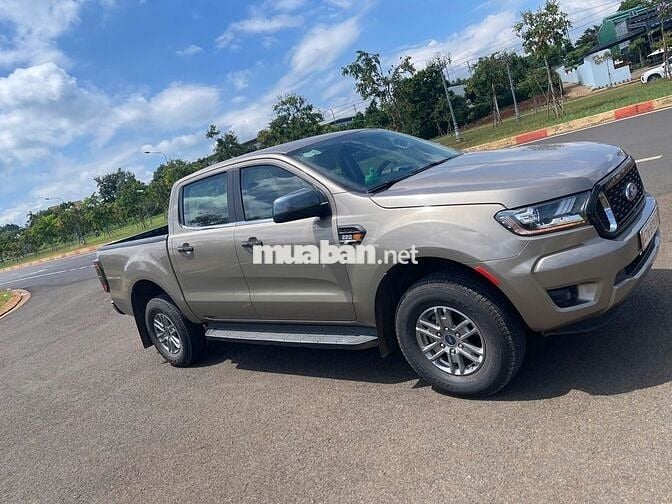 Ford Ranger XLS 2019 2.2 MT 4x2 Vàng Cát