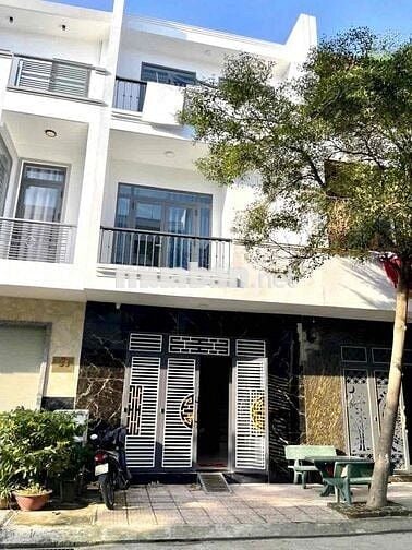 nhà 1 trệt 2 lầu AN PHÚ 4p ngủ,đường 7m đậu ô tô ok