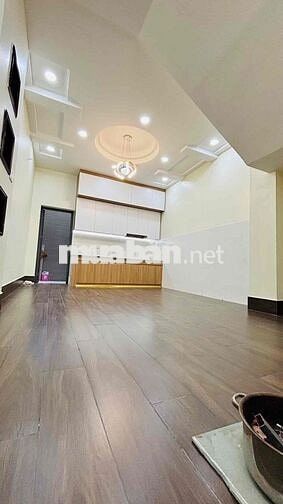 Đi Định Cư Gấp Bán Nhà Quận 8. 80m2 - 4 Tầng - 4 PN. Giá 8,5 Tỷ