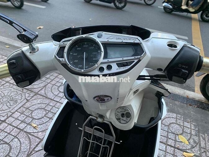 Yamaha Nouvo SX 125 Trắng, đỏ, đen