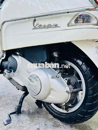 Piaggio Vespa LX 2012 125cc Trắng Nguyên Zin Bstp