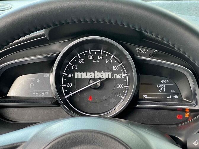 Mazda Mazda 2 Luxury 2023 Trắng Tự động