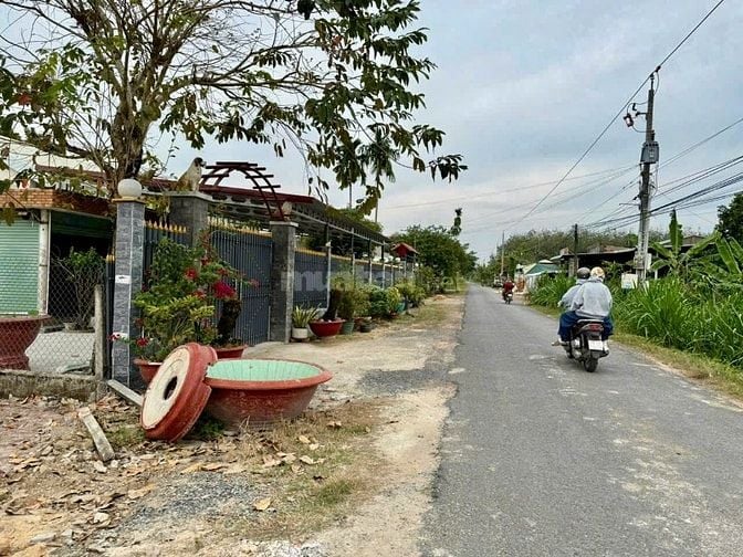 Chính chủ bán đất 127m2 giá chỉ 660tr