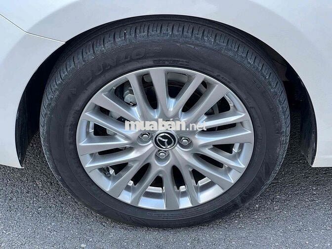 Mazda Mazda 2 Luxury 2023 Trắng Tự động