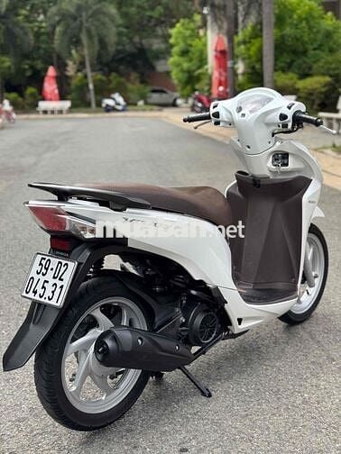 Honda Vision 2015 Trắng BSTP nguyên zin