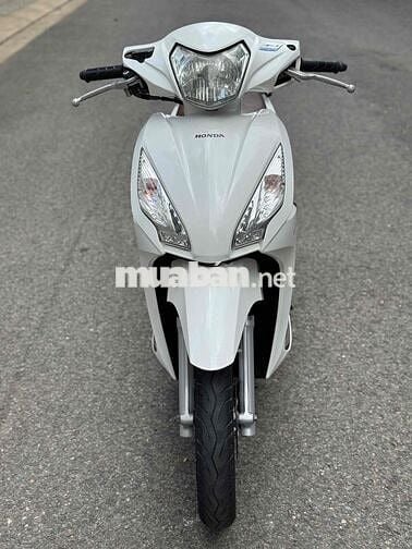 Honda Vision 2015 Trắng BSTP nguyên zin