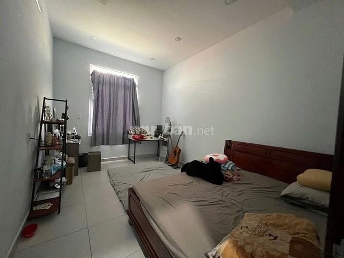 Bán nhà HIẾM 496 Dương Quảng Hàm ngang 6m 97m2 tiện xây mới nhỉnh 12tỷ