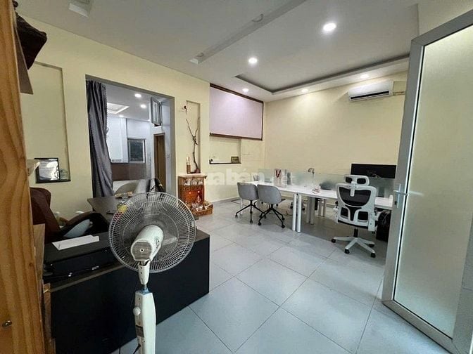 Bán nhà HIẾM 496 Dương Quảng Hàm ngang 6m 97m2 tiện xây mới nhỉnh 12tỷ