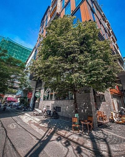 🌞 Hiếm có! Căn hộ 2PN full kính, ngập tràn ánh sáng tự nhiên