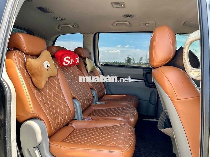 Kia Carnival 2009 nhập hàn fom mới