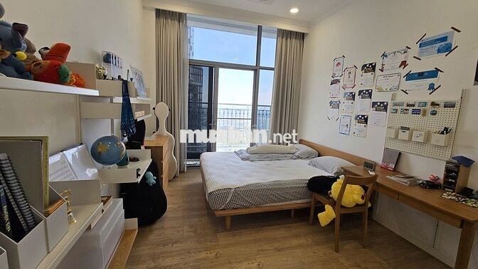 BÁN PENTHOUSE VINHOMES CENTRAL PARK – LANDMARK 1 | 300M² | 4PN |