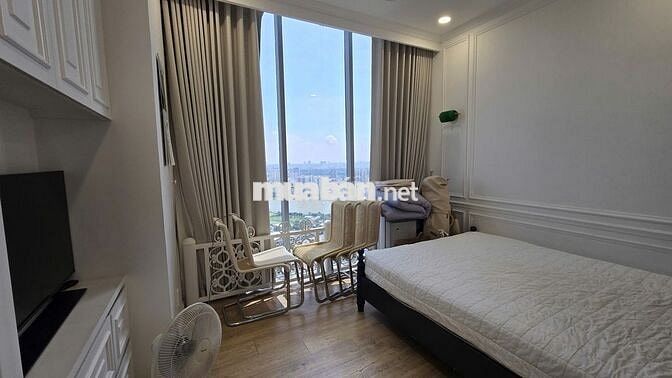 BÁN PENTHOUSE VINHOMES CENTRAL PARK – LANDMARK 1 | 300M² | 4PN |