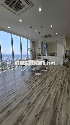BÁN PENTHOUSE VINHOMES CENTRAL PARK – LANDMARK 1 | 300M² | 4PN |
