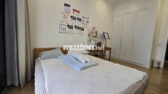 BÁN PENTHOUSE VINHOMES CENTRAL PARK – LANDMARK 1 | 300M² | 4PN |
