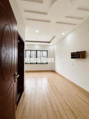 Cho Thuê Nhà DT 4x22 1Trệt 2Lầu 4Pn 5wc Sân Xe Rộng Hẻm Xe Tải