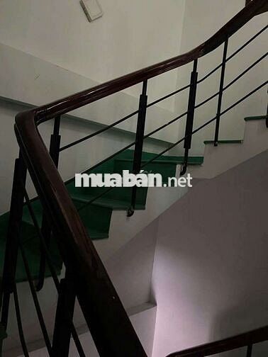 CHÍNH CHỦ CHO THUÊ NHÀ 2 MT NGUYỄN ẢNH THỦ  5PN GIÁ 18trieu