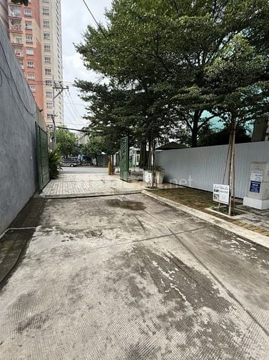  CHO THUÊ DÀI HẠN TOÀ NHÀ 6 TẦNG LÀM VP, PHÒNG MACH.GIÁ 25tr/th