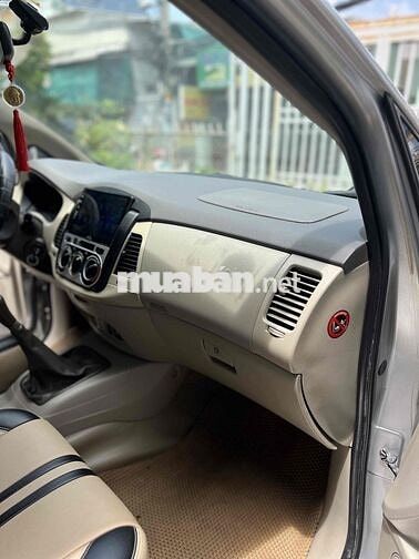 Toyota Innova 2009 Bản G Số sàn Bạc