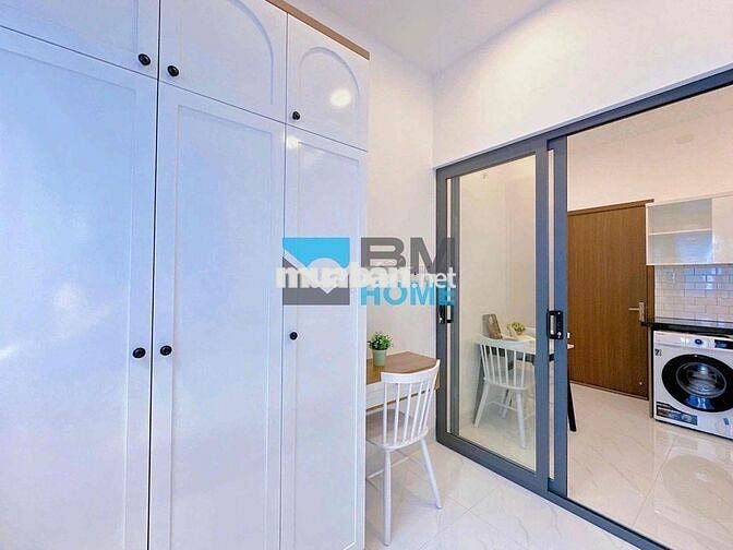 cho thuê căn hộ 1 phòng ngủ mới full nội thất có thang mấy giặt riêng