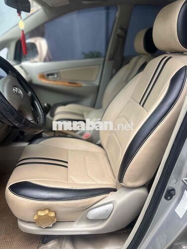 Toyota Innova 2009 Bản G Số sàn Bạc