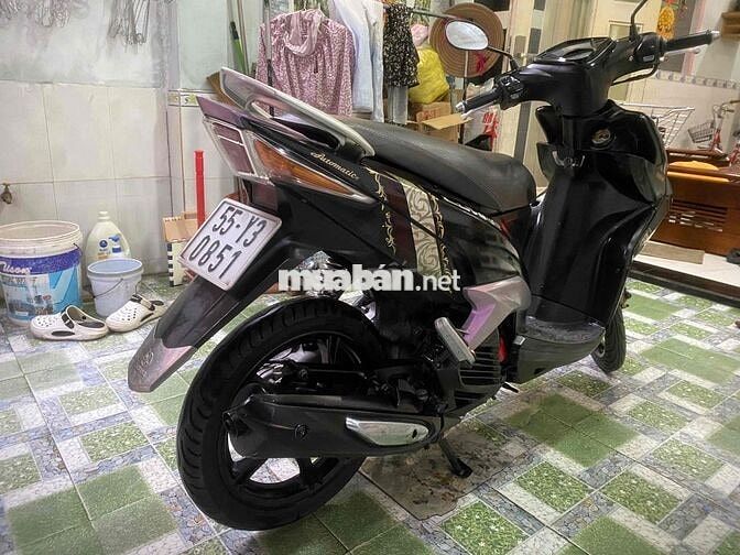 Yamaha Luvias 2011 Đen-kiểng nhẹ-xe đẹp máy êm