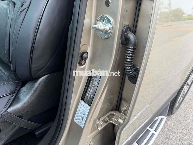 KIA Sorento 2014 SUV Vàng cát Tự động