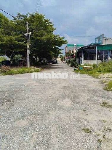 đất 2 mặt tiền liên xã Thắng Hải gần UBND