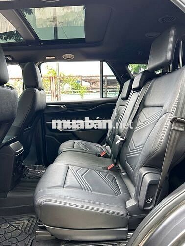 Ford Everest Titanium 2024 2.0L 4x2 Xám