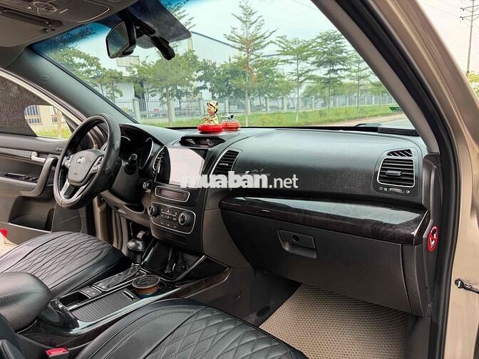 KIA Sorento 2014 SUV Vàng cát Tự động