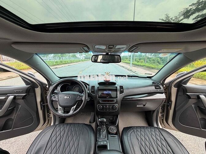 KIA Sorento 2014 SUV Vàng cát Tự động