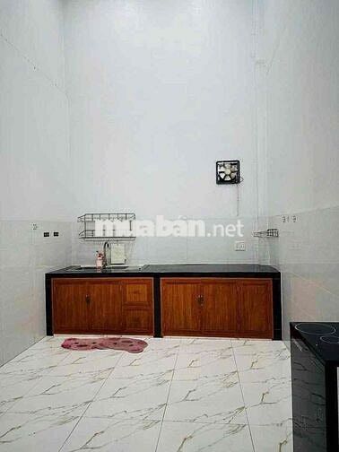 CHO THUÊ NHÀ 5 PHÒNG -HẺM TÊN LỬA-BTĐ-BÌNH TÂn