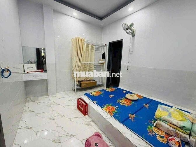 CHO THUÊ NHÀ 5 PHÒNG -HẺM TÊN LỬA-BTĐ-BÌNH TÂn