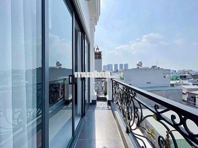 Cho Thuê Duplex Ban Công Nội Thất Cao Cấp Gần Lotte Mart Q7 và TTTP Q1