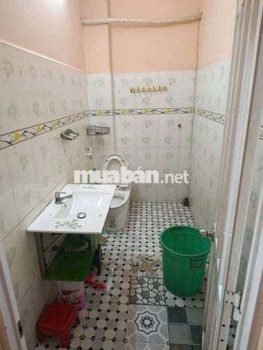 Hiện nhà mình trống 2 phòng cần cho thuê giá bình dân