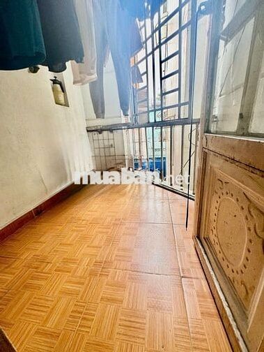 Nhà Bình Tân - 5,5m dài 7m 4 lầu 5PN ngay Tân Phú giá 3.4 tỉ - SHR