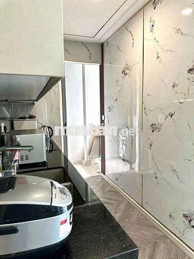 Căn 2 Phòng nủ VIEW ngoài; Full nội thất thiết kế. Chỉ 11 tr/tháng.
