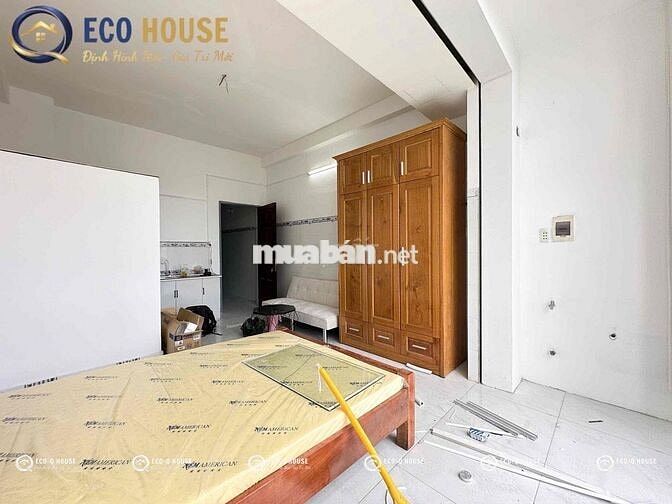 Ban Cong Trồng Cây siêu Bự Ngay Aeon Tân Phú và ĐH Công Thương