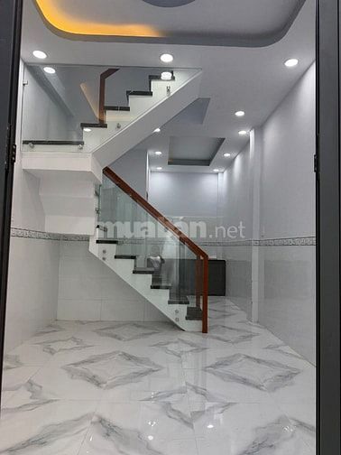 Chính chủ bán gấp nhà 2lầu hẻm 585 Ng.Thị Thập Q7.(4pn) ngay LOTTE MAR