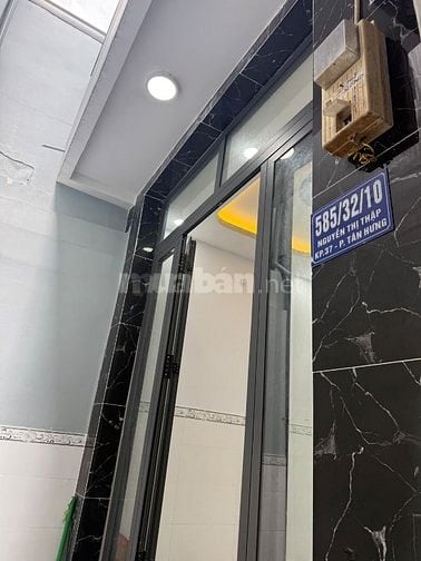 Chính chủ bán gấp nhà 2lầu hẻm 585 Ng.Thị Thập Q7.(4pn) ngay LOTTE MAR