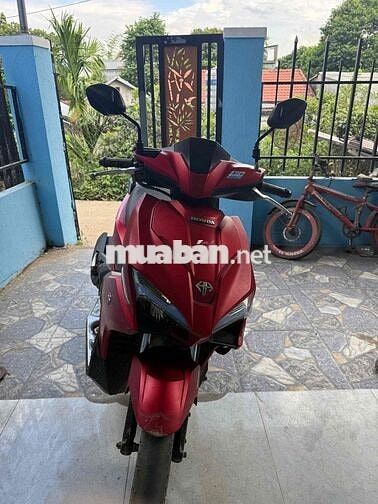 Honda Air Blade Nữ màu Đỏ