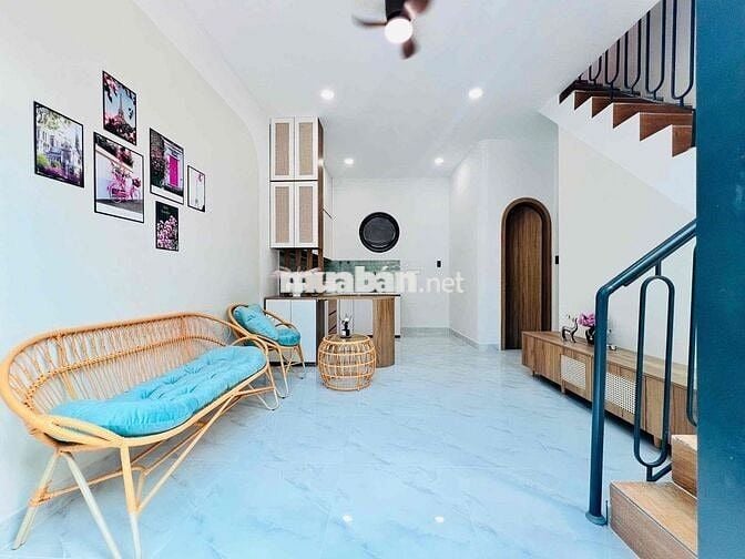 NHÀ ĐẸP NÚP MẶT TIỀN NGUYỄN TRI PHƯƠNG - HIẾM