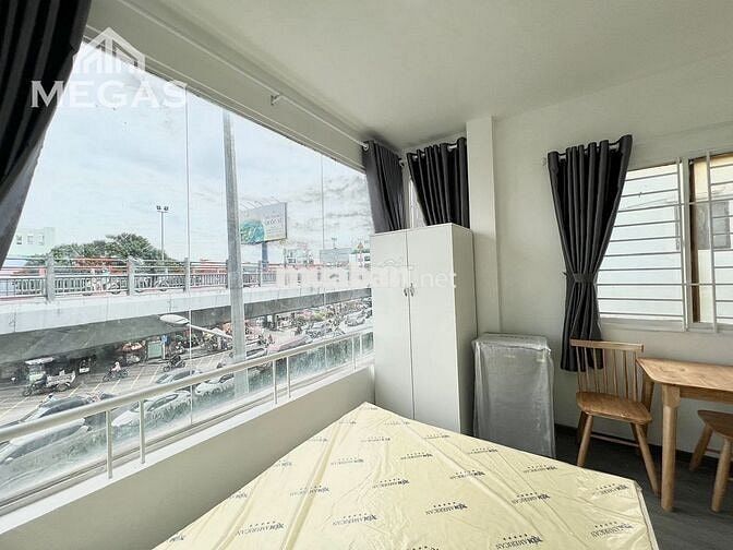 CĂN HỘ MỚI XÂY NGAY ĐƯỜNG_FULL NỘI THẤT_CỬA SỔ TRỜI_NGAY VẠN HẠNH MALL