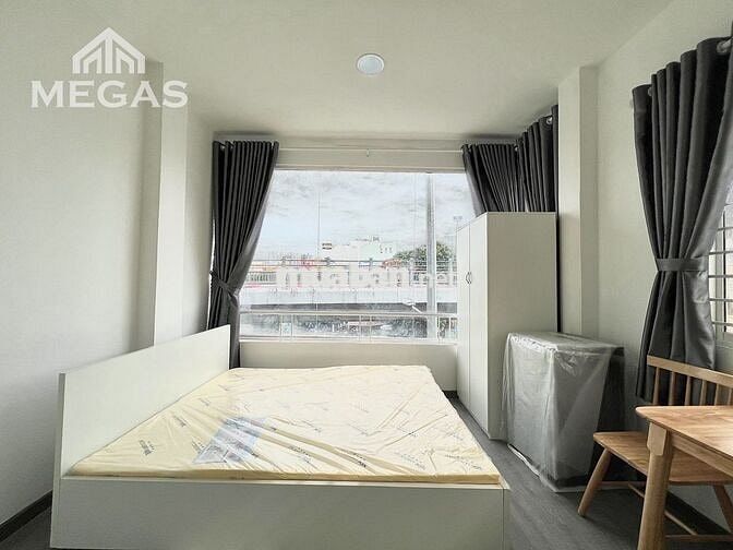 CĂN HỘ MỚI XÂY NGAY ĐƯỜNG_FULL NỘI THẤT_CỬA SỔ TRỜI_NGAY VẠN HẠNH MALL
