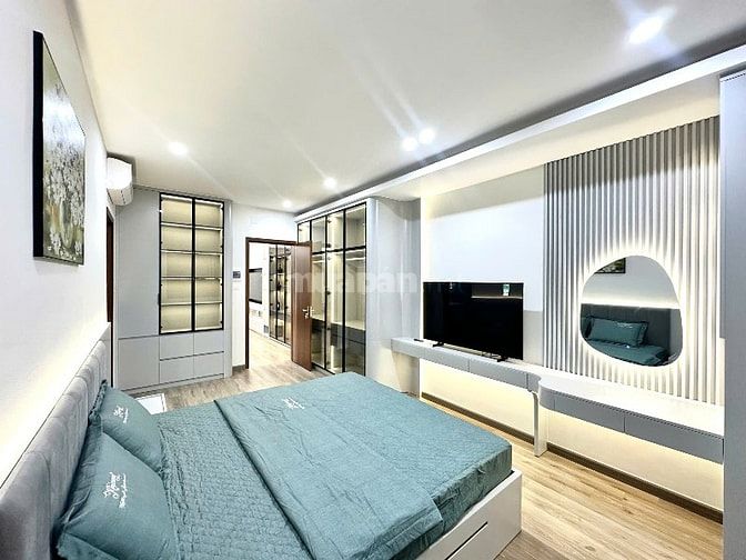 Chính chủ cần bán cắt lỗ 2 tỷ căn góc 3 ngủ Toà 17T1 Hoàng Đạo Thuý