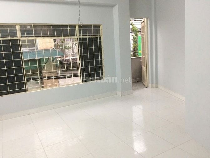 CC Cho thuê nhà NC hxt 6m  trống hợp kinh doanh Nơ Trang Long