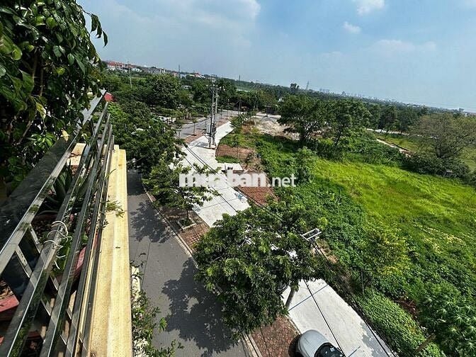 Cho thuê nhà 5 tầng, thang máy, 80m², MT 5m, giá chỉ 8,5 triệu/tháng