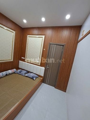 Cần bán nhà tầng 1 phố Tôn Đức Thắng,  ô tô  55m2 hơn 4 tỷ 