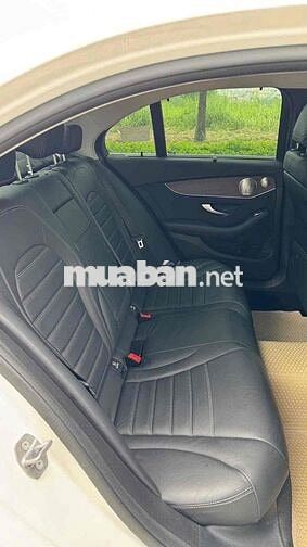 Mercedes-Benz C200 Exclusive 2021 Trắng cực đẹp