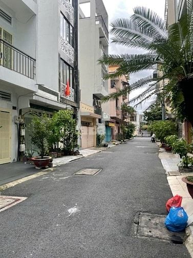 Cần bán nhà 40/15 Cư Xá Lữ Gia, Phường 15, Quận 11