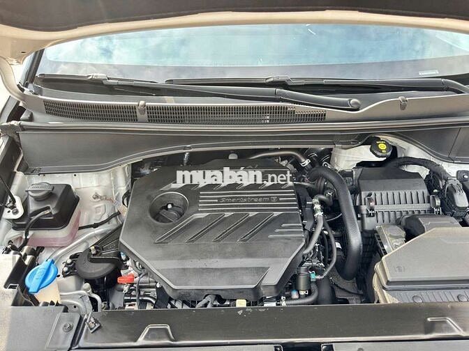 Hyundai Custin 2.0T 2023 Trắng 7 chỗ